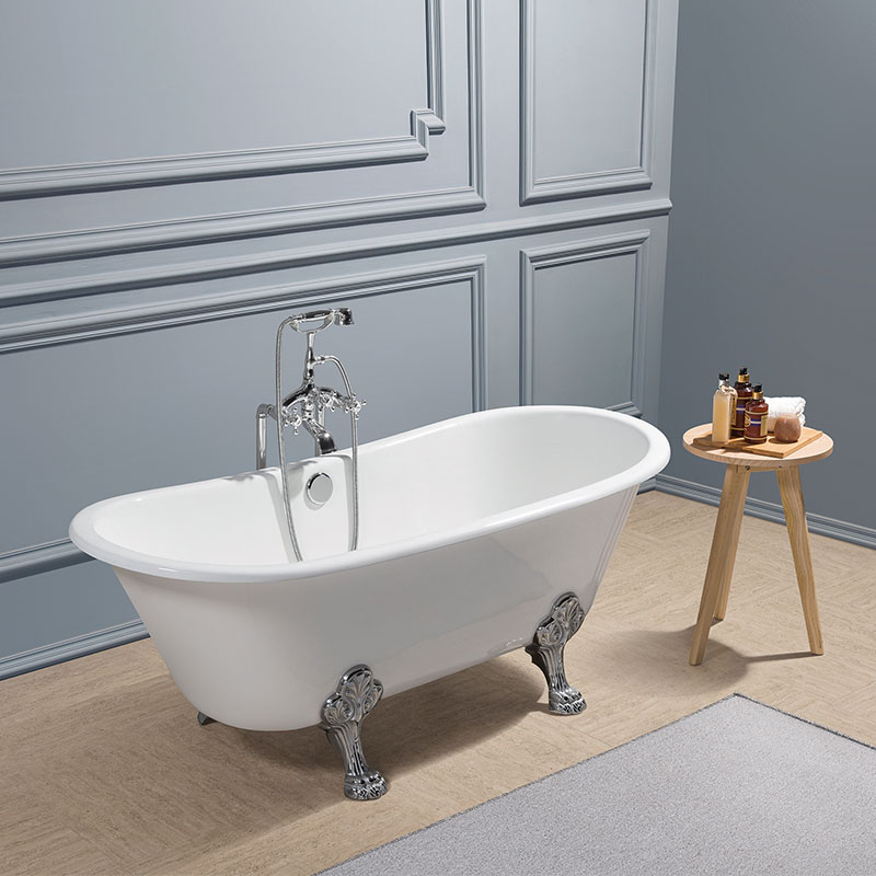 Double Slipper Tub With Clawfoot 67 Inch